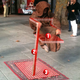 Illustration for article titled This Street Performer Has Mastered One of the Greatest Illusions